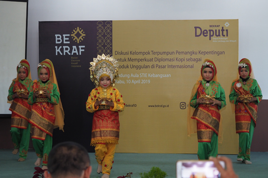 seminar bekraf di Bireuen tentang kopi